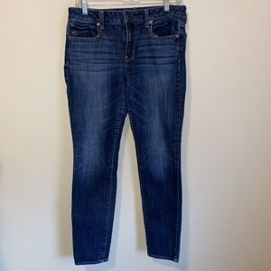 American Eagle Women’s Mid Rise Skinny Jean Blue